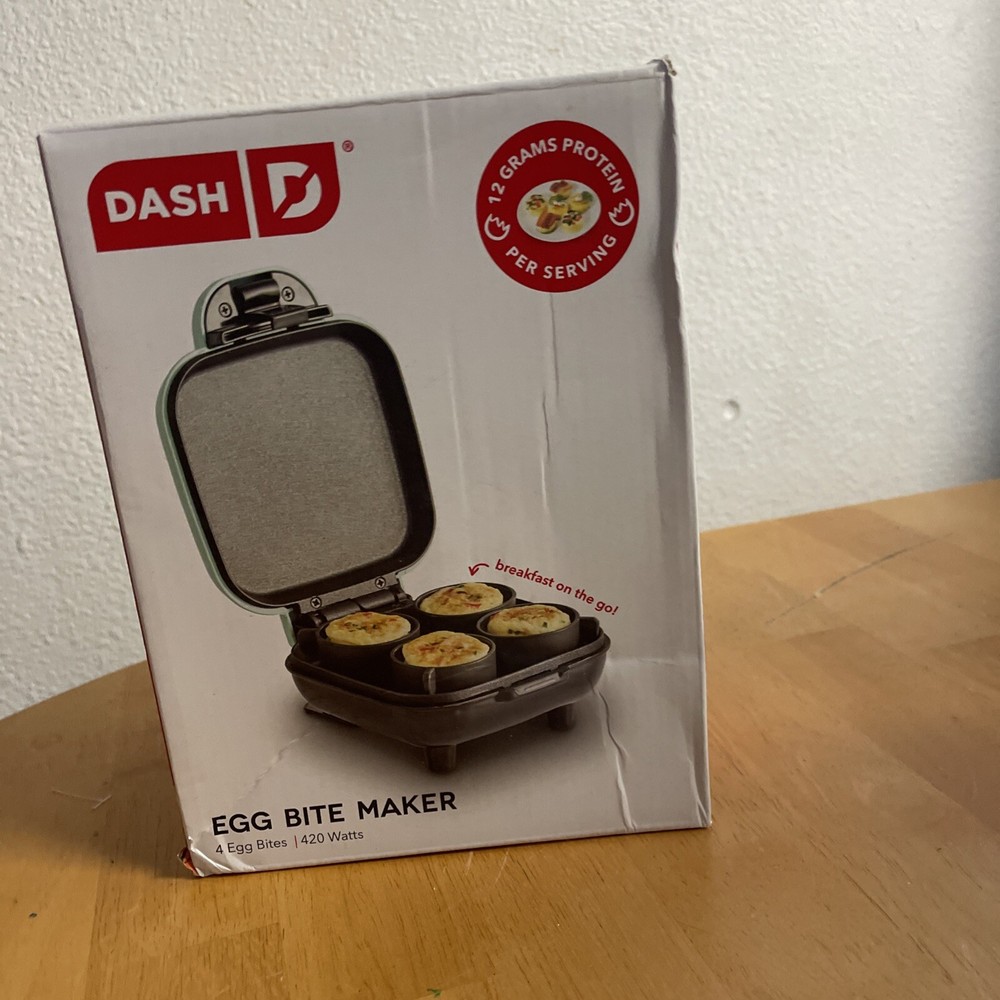 Dash Deluxe Egg Bite Maker New.in Box, Mint Green Can make larger eggs also