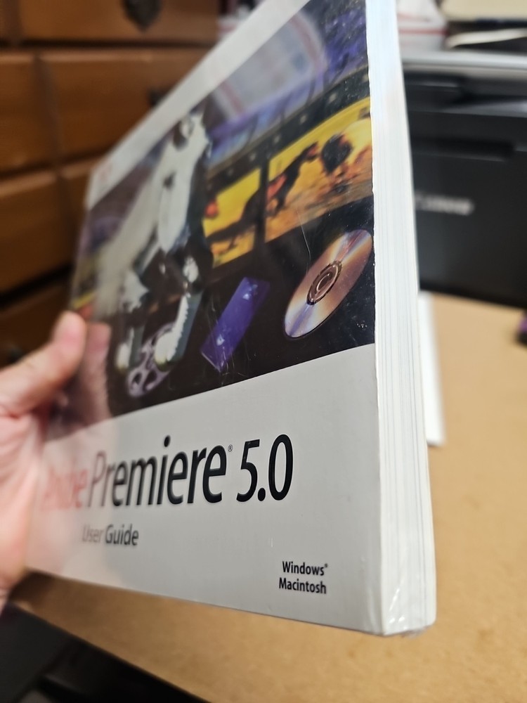 Adobe Premiere 5.0 User Guide NEW - SEALED book only