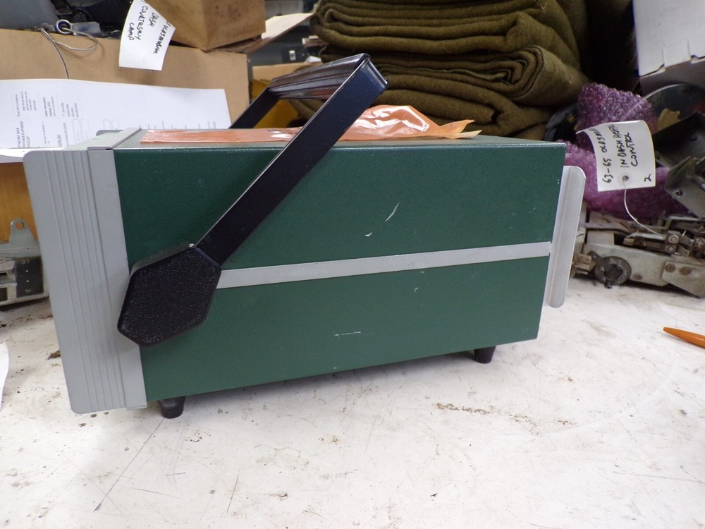 Boonton 92E RF Millivoltmeter