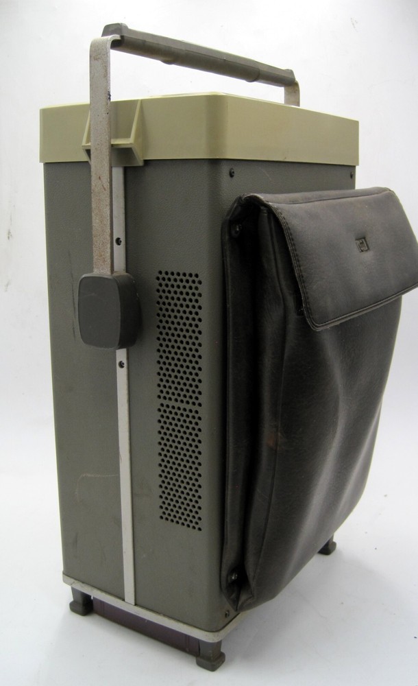 HP 1600A Logic State Analyzer W/Manual