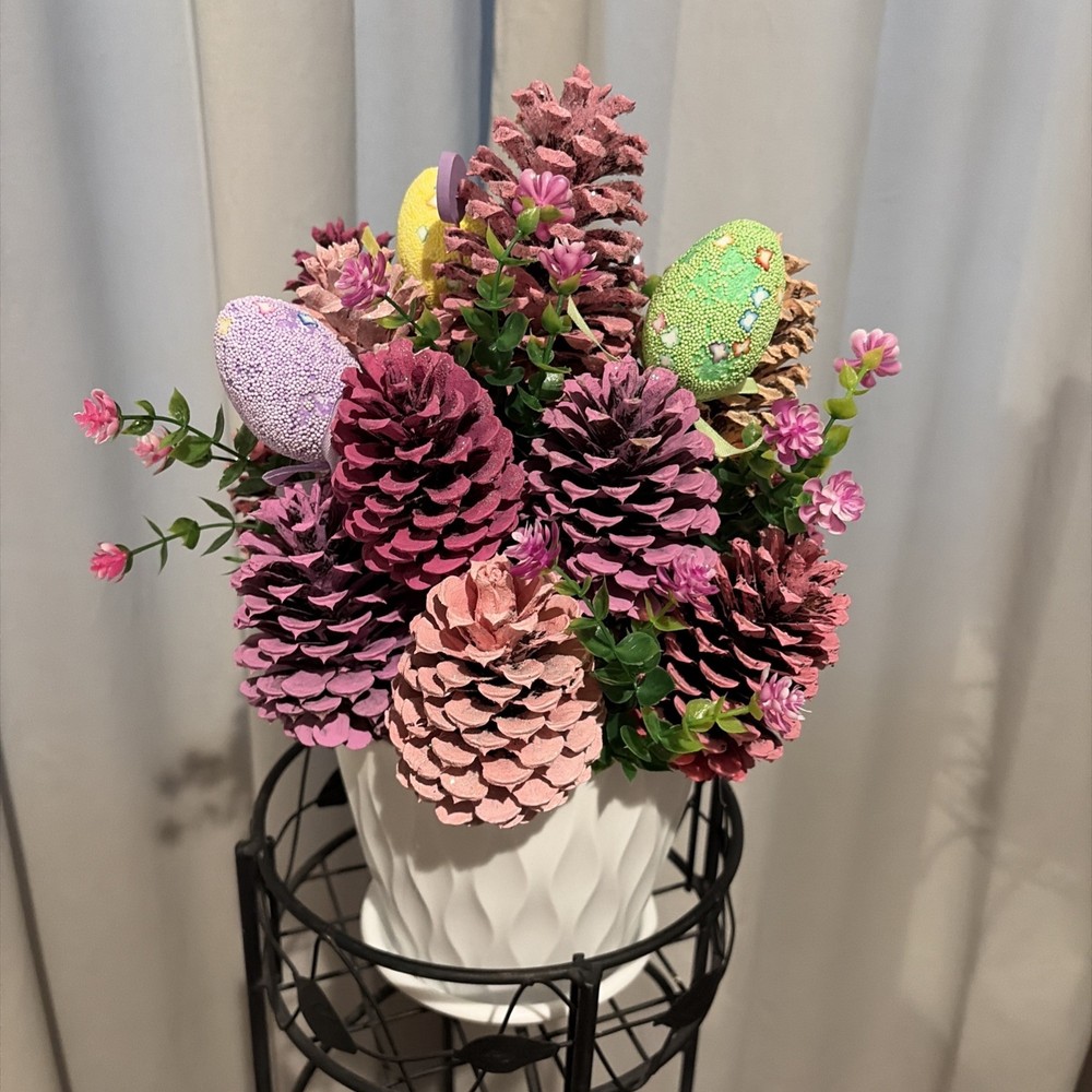 Easter Bouquet 15 cones (only) Assorted sizes/sticks/glitter