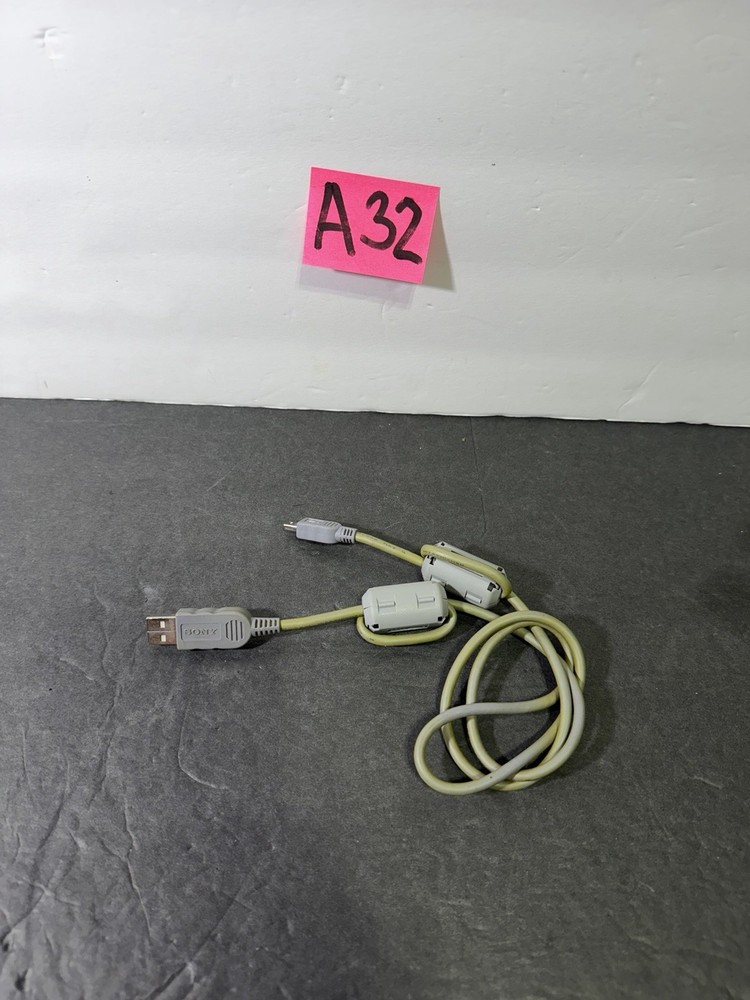 Sony OEM USB Data Cable Grey USB-A to Mini-USB 5-Pin w/ Ferrite