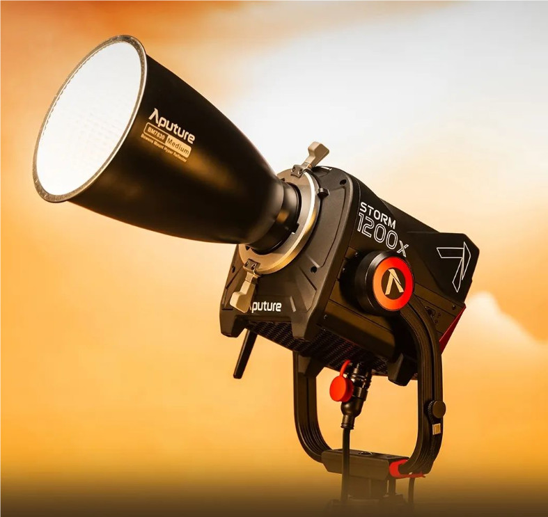 Aputure LS 1200X Pro LED Light