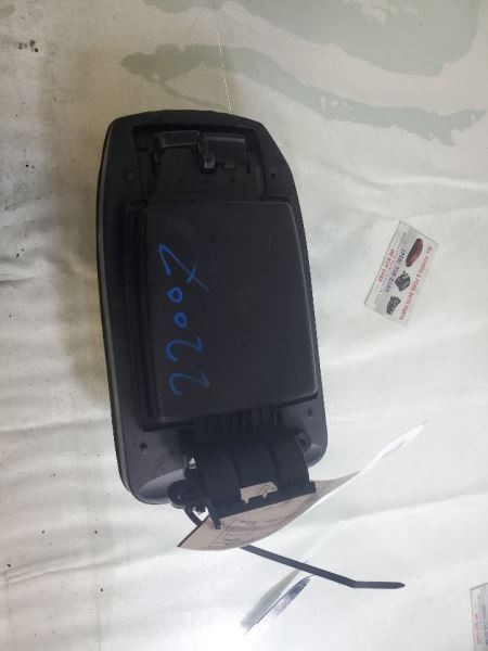 COROLLA 2017 Armrest/ front console 27849
