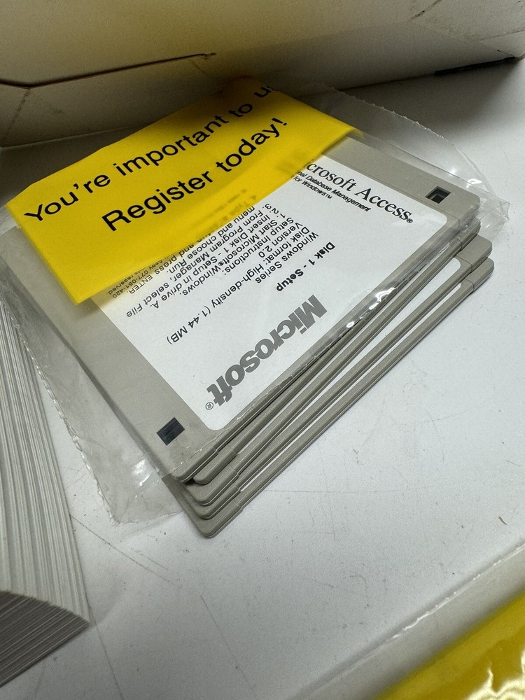 VINTAGE 1994 NOS Microsoft Office Access Version 2.0 Database Management System