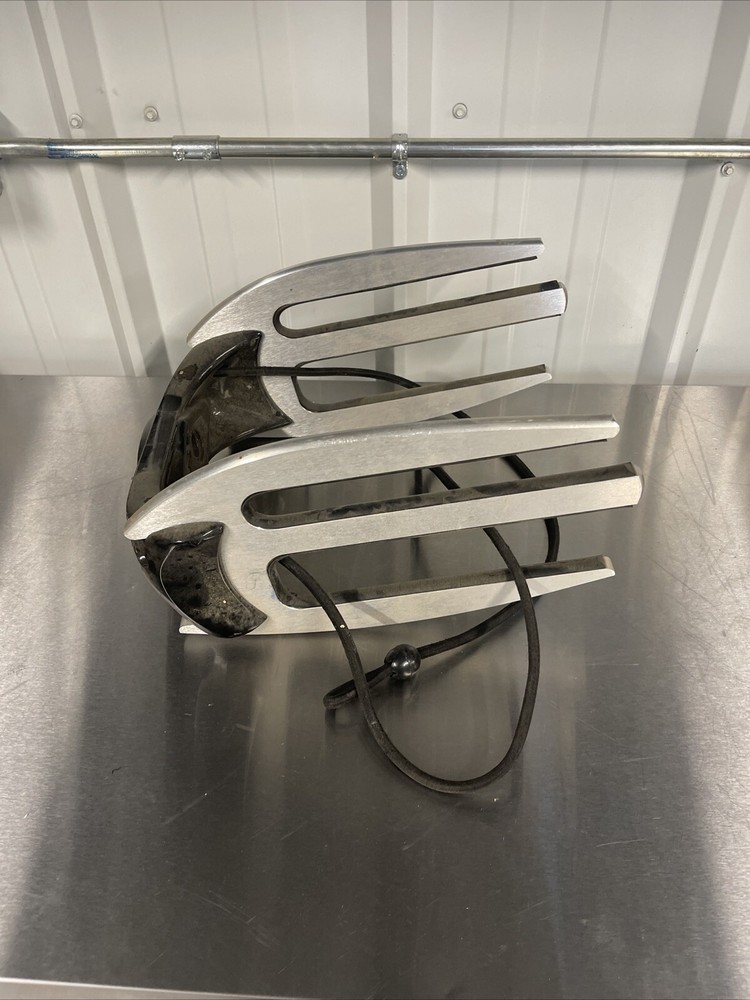 Tige Surf / Wakeboard Tower Rack LH Side.