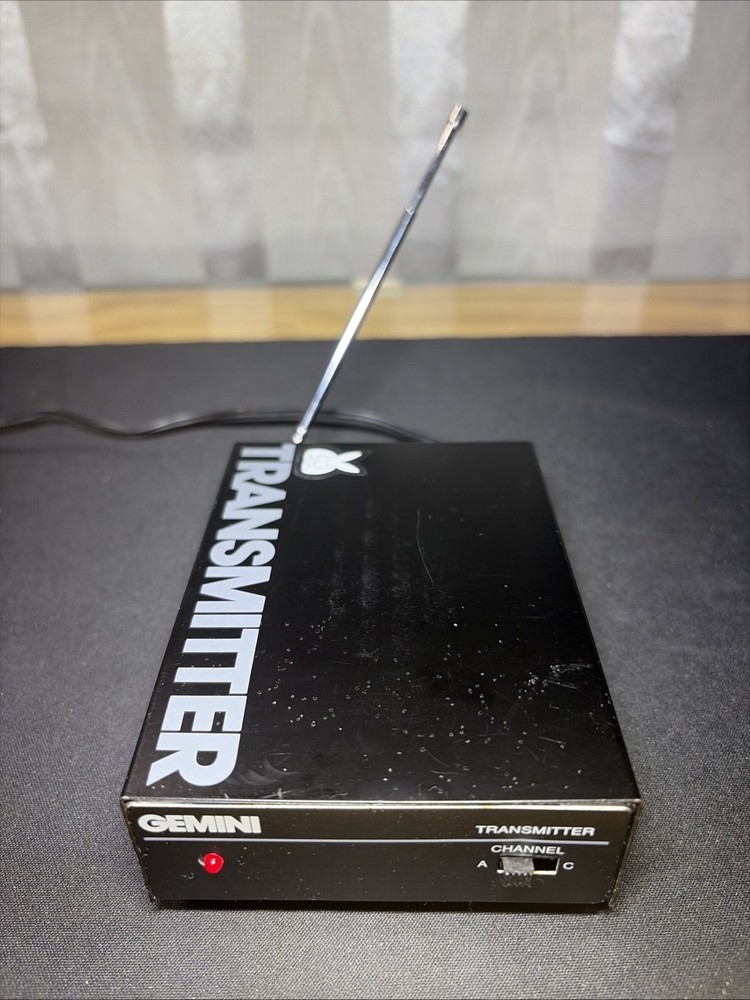 VTG Gemini Rabbit Videocaster Rcvr & Transmitter, Powers Up and Works!!