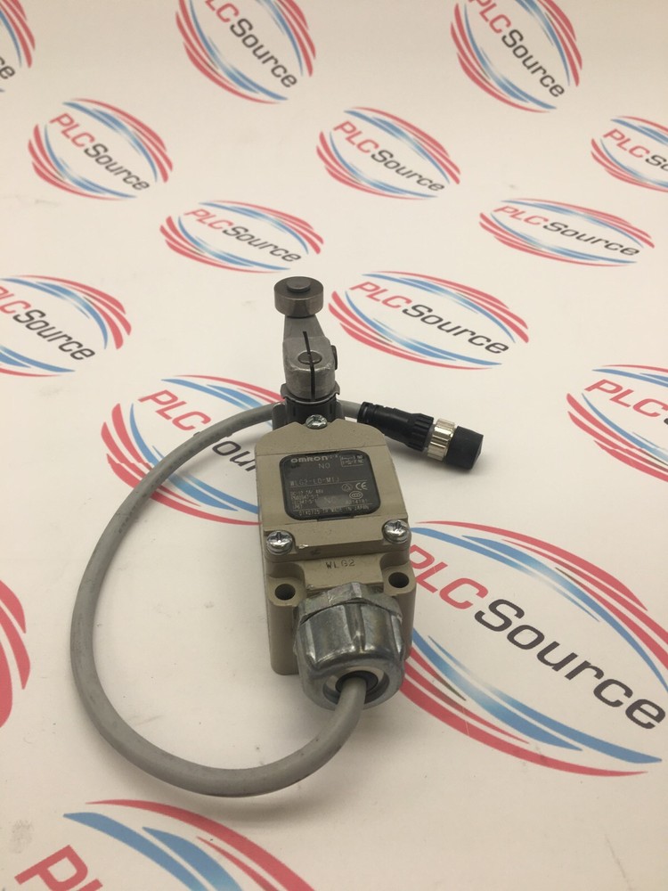 OMRON WLG2-LD-M1J LIMIT SWITCH  ROLLER LEVER ACTUATED