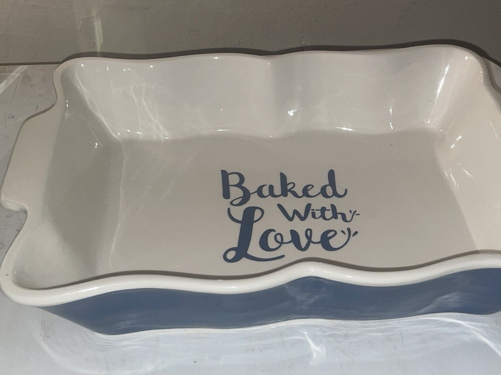 Engraved “Baked With Love” Pan