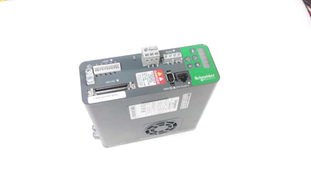 SCHNEIDER LXM26DU07M3X