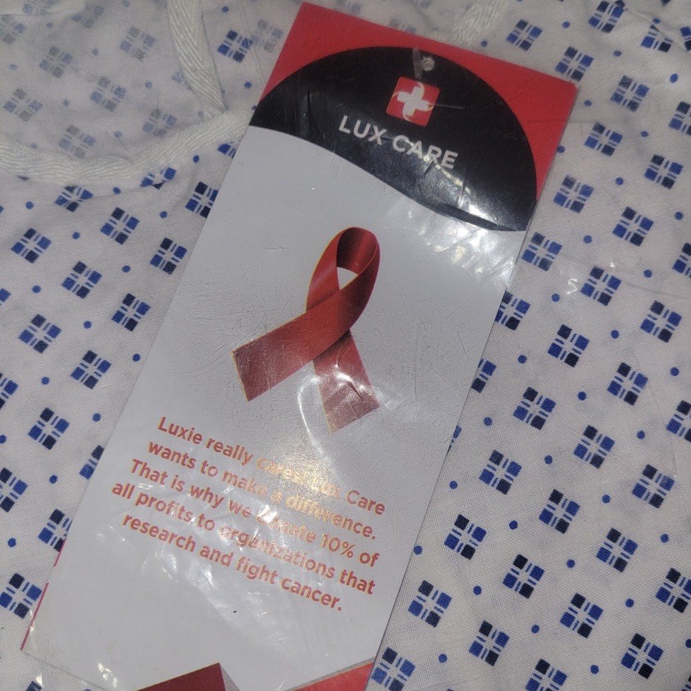 6 Hospital Gowns