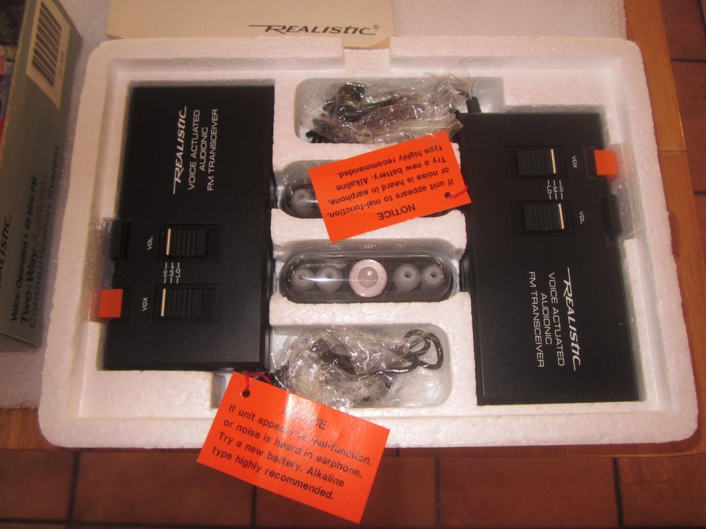 NEW IN BOX Realistic 21-404 Voice-Operated Two-Way Audionic Communication System
