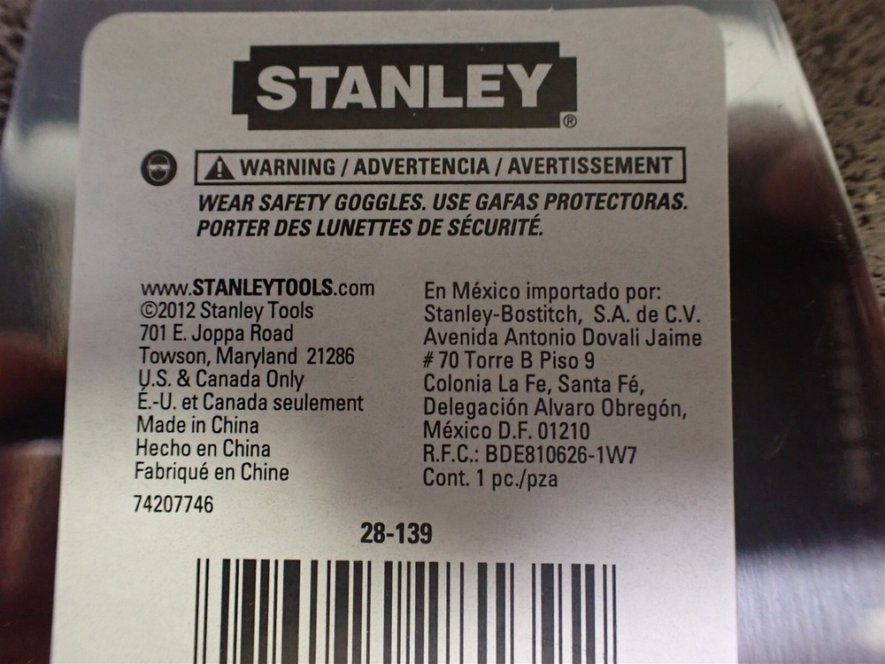 NEW Stanley 28-139 3" Wall Scraper(BN295)