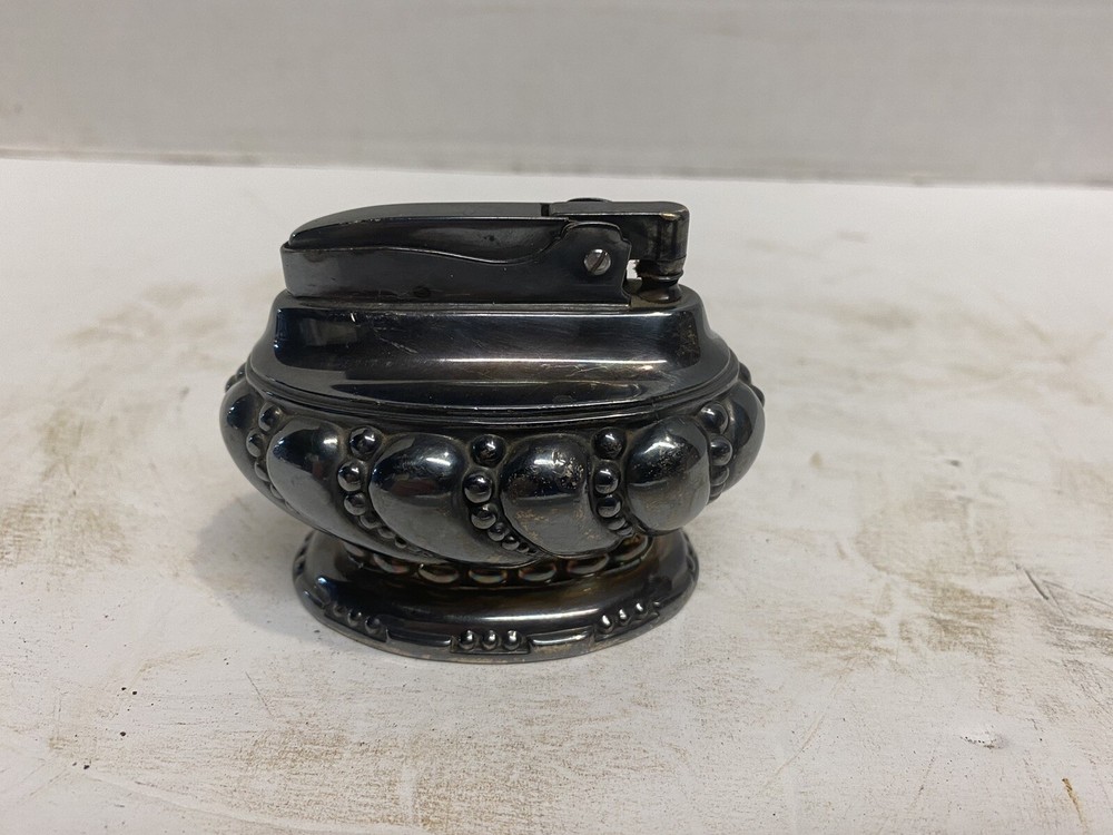 Vintage Ronson Crown Silver Plated Table Lighter