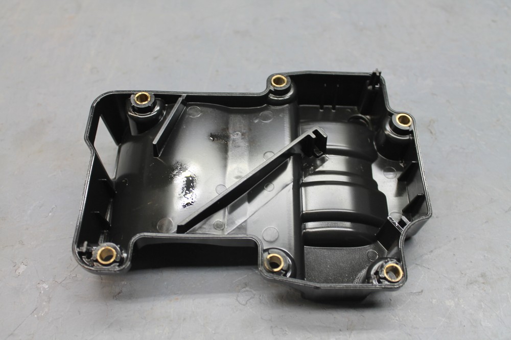2010 TRIUMPH THUNDERBIRD BREATHER MANIFOLD