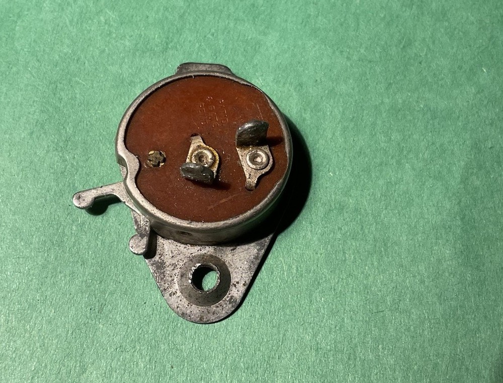Vintage CTS Power Snap Switch. 1B70944.