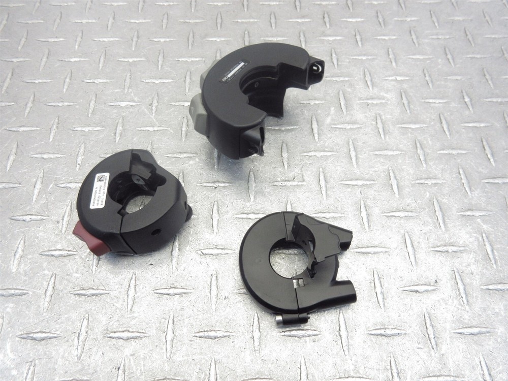 2013 10-13 BMW R1200 R1200RT Right Handlebar Control Switch Handle Bar Button