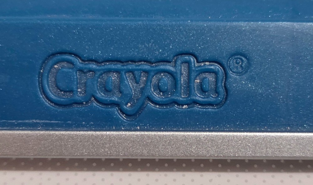 Crayola Light-Up Tracing Pad Bright LED Ultra Thin Tablet