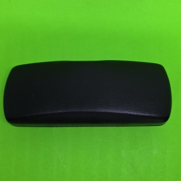 OGI Eyeglass Black Clamshell Case (Case Only)