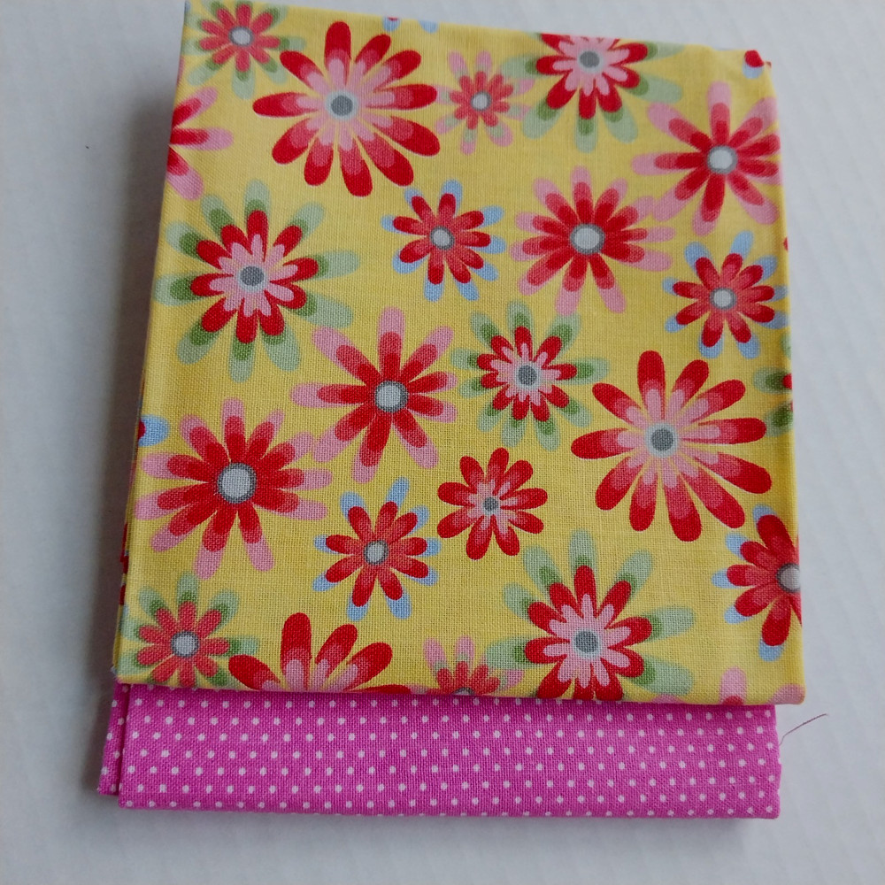 Fat Quarter Bundle 2 Pcs. 100% Quilters Cotton