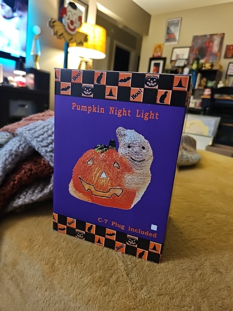 Halloween Pumpkin Night Light Ghost Jack-o-Lantern 5" w/Box Plastic Works