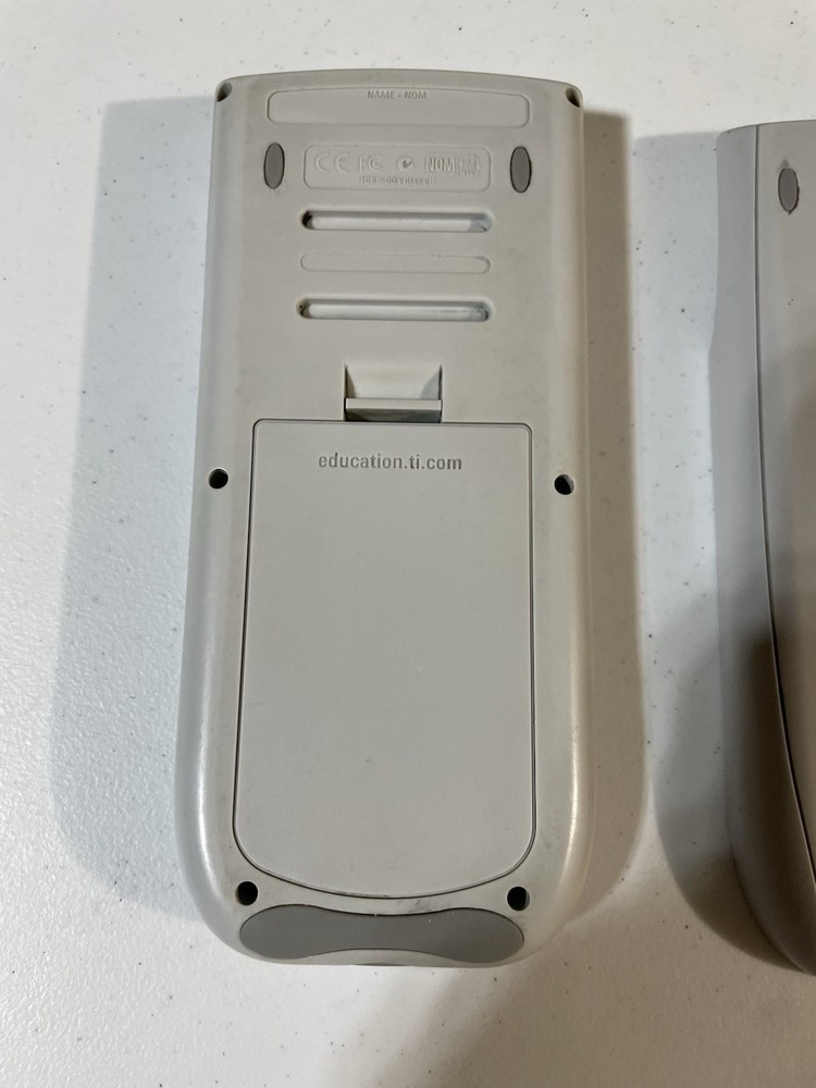 Texas Instruments TI-84 Plus Silver Edition TESTED