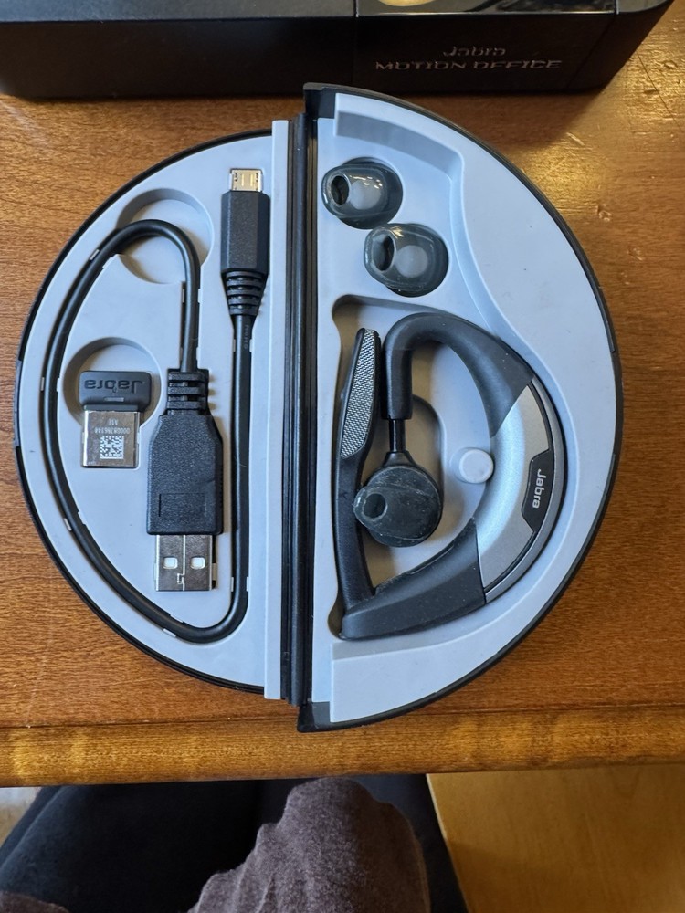 Jabra Motion Office UC Bluetooth Headset - Touch Screen WHB006