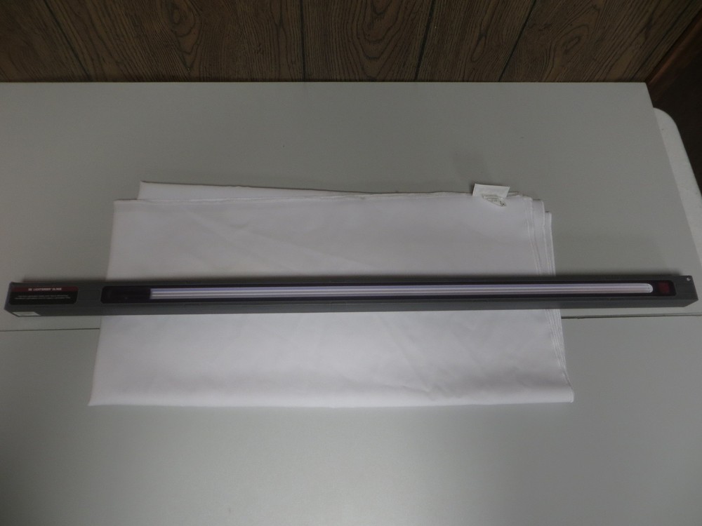 Star Wars Galaxy's Edge Savi's Workshop 36" Lightsaber Blade