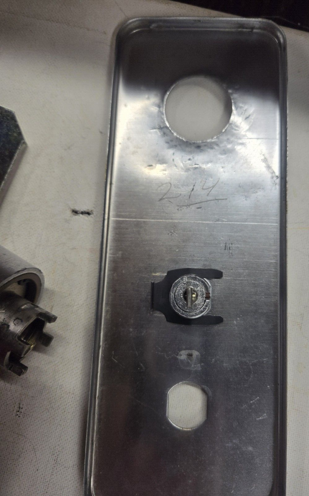 Kaba Simplex L1000 Series Cylindrical Lock left hand