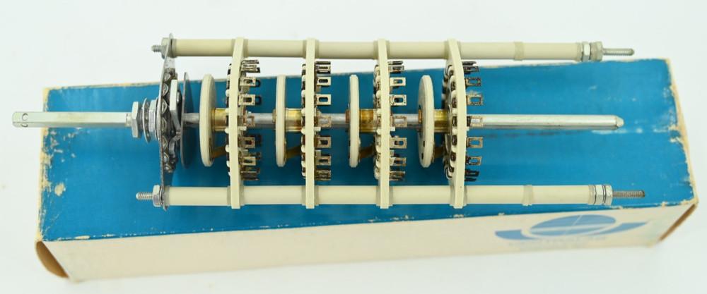 JVN-8 Rotary Selector Switch 4-Pole Non-Shorting NOS Ceramic