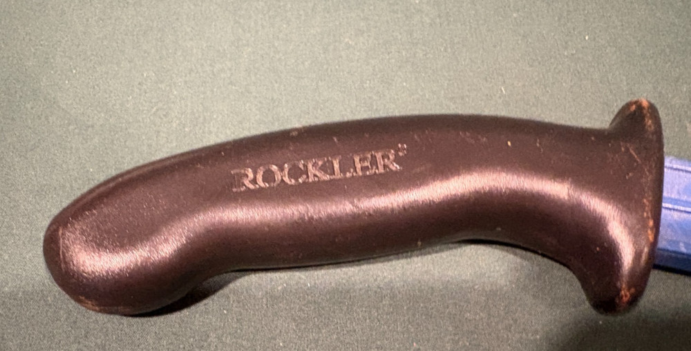 Rockler Safety Handle Plastic Push Stick with Magnetic Handle