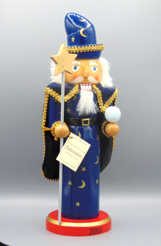 Christmas Nutcracker Wizard 15"