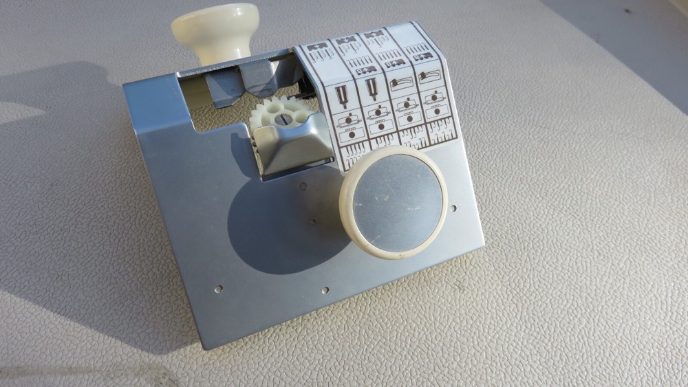 Machine Knitting Transfer Carriage KA-8300