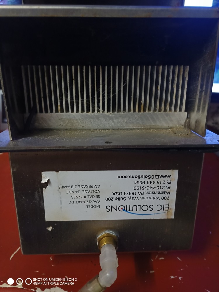 EIC Solutions AAC-120-4XT-DC Thermoelectric Air Conditioner