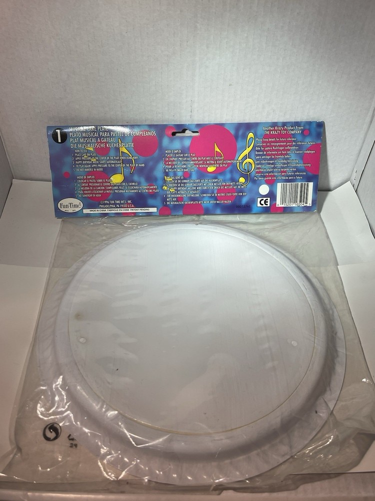 Musical Birthday Cake Plate