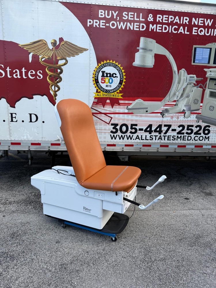 Midmark Ritter 224 Exam Table
