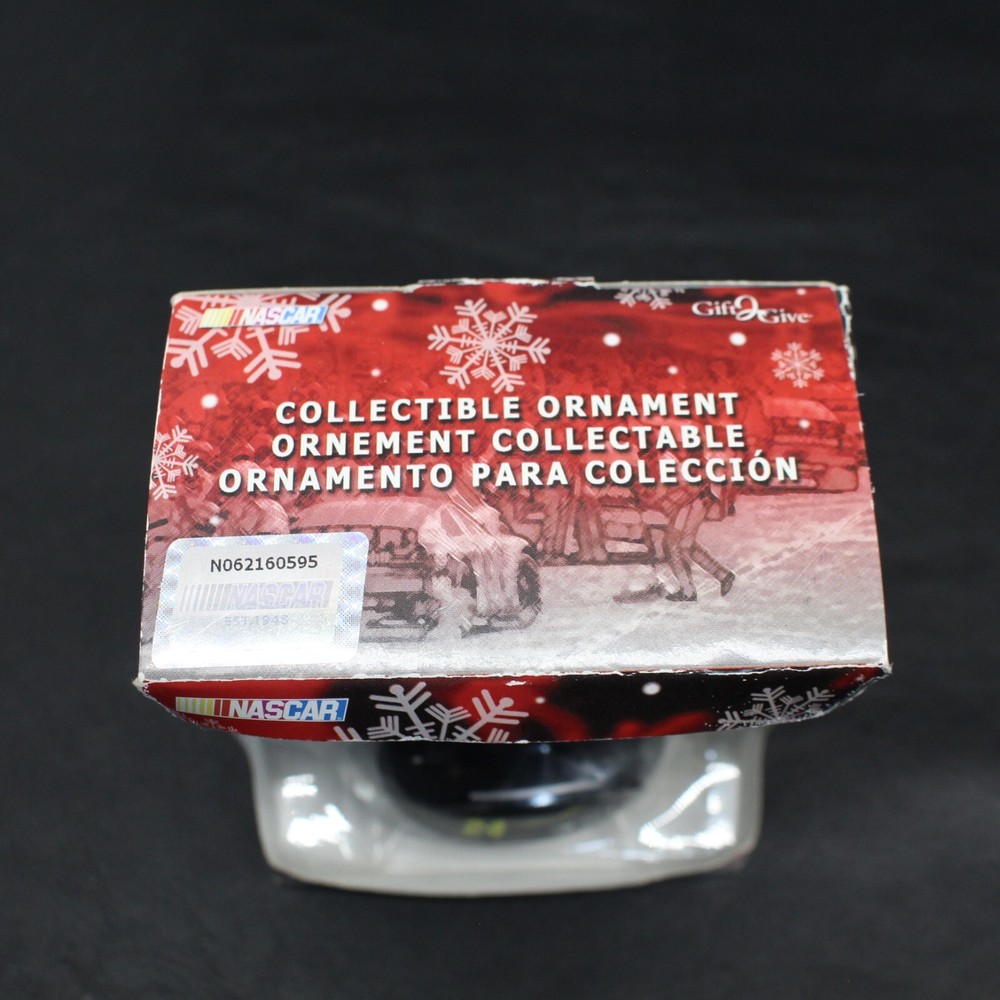 2011 JEFF GORDON #24 NASCAR Driver Ornament