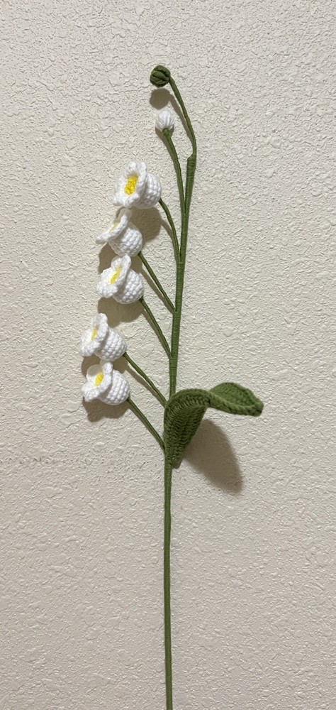 Crochet yarn bouquet