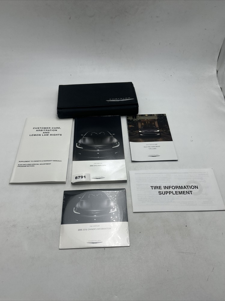 2016 Chrysler 200 user guide