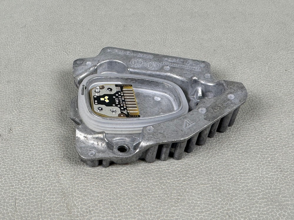 MINT! 2018-2023 BMW OEM HEADLIGHT LED CONTROL MODULE 42605G200388