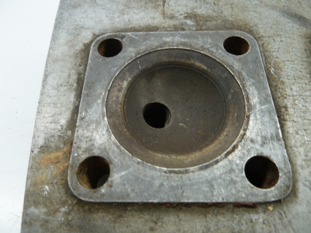 Suzuki GT380 Cylinder Head.