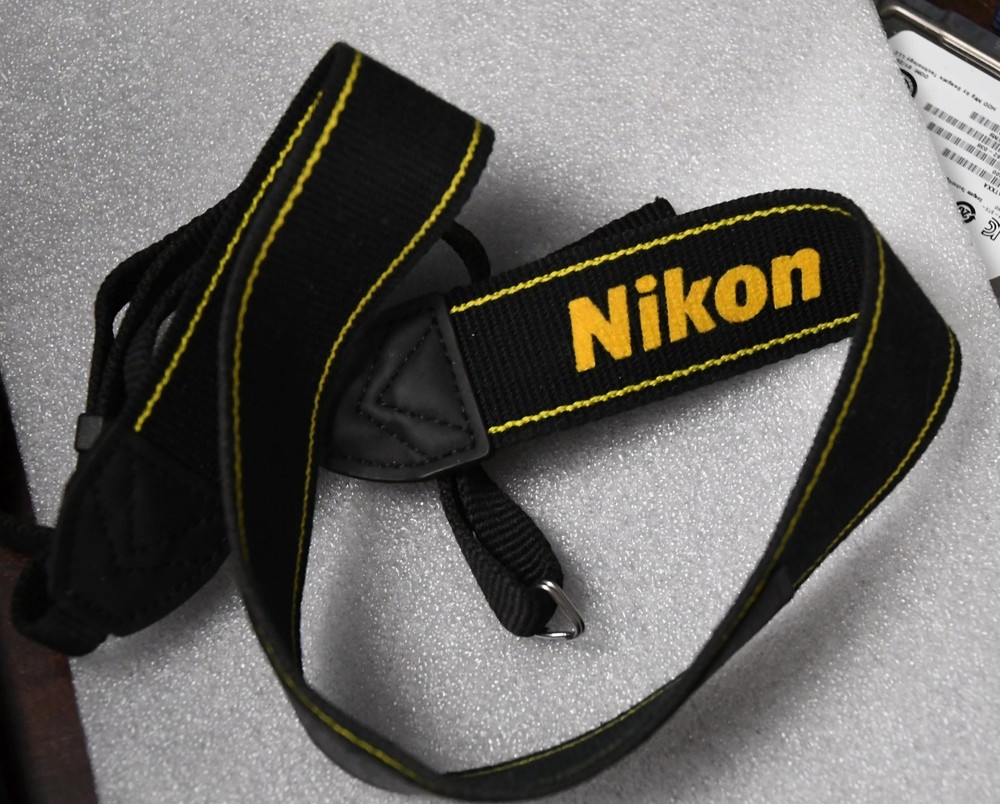 Nikon Cloth Camera Strap Original OEM D500