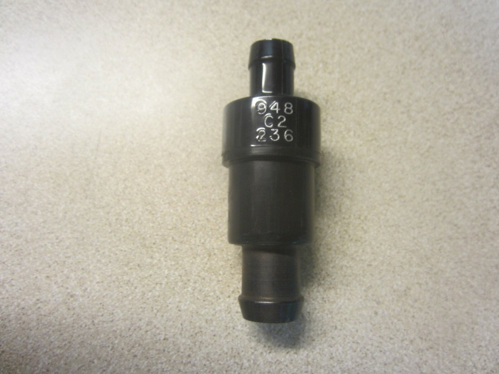 International Harvester 948236C2 Valve