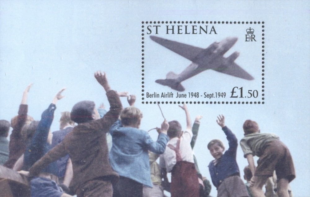 St Helena Scott #'s 946 MNH