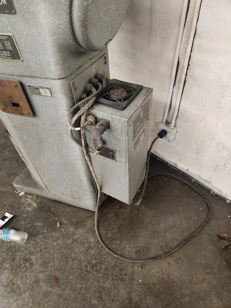 JONES AND LAMSON OPTICAL COMPARATOR MODEL PC-14A