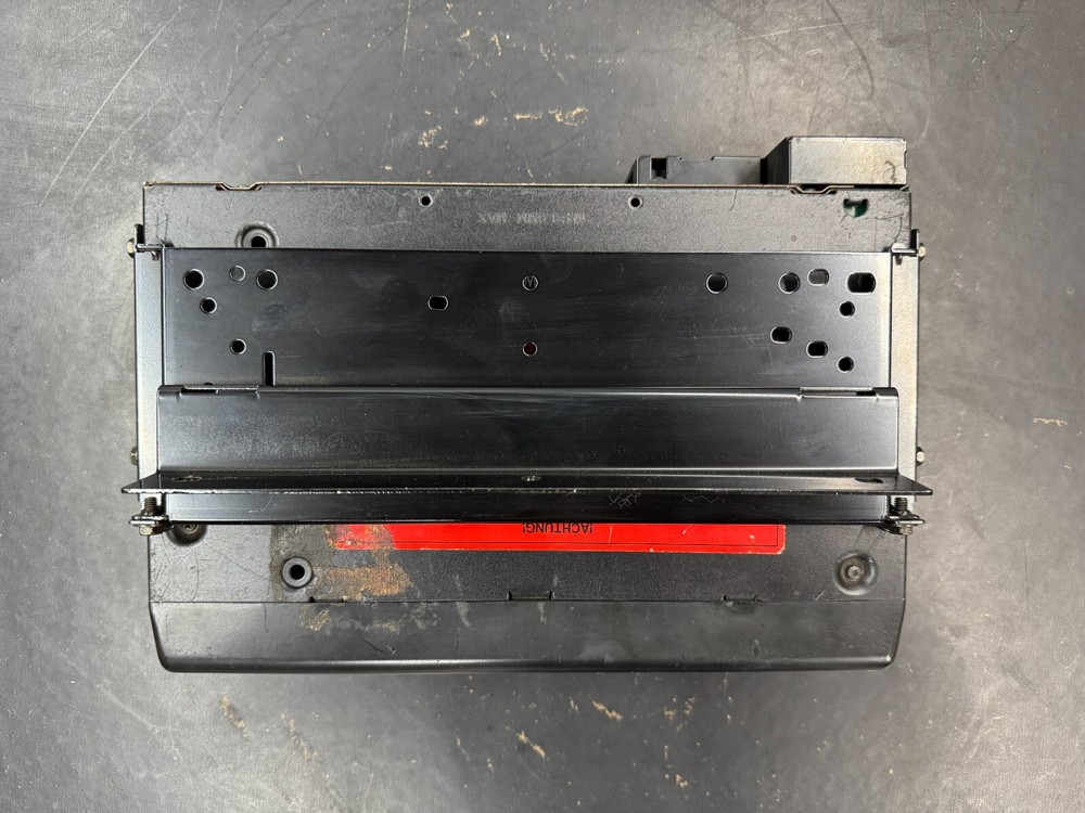 MERCEDES BENZ CD CHANGER