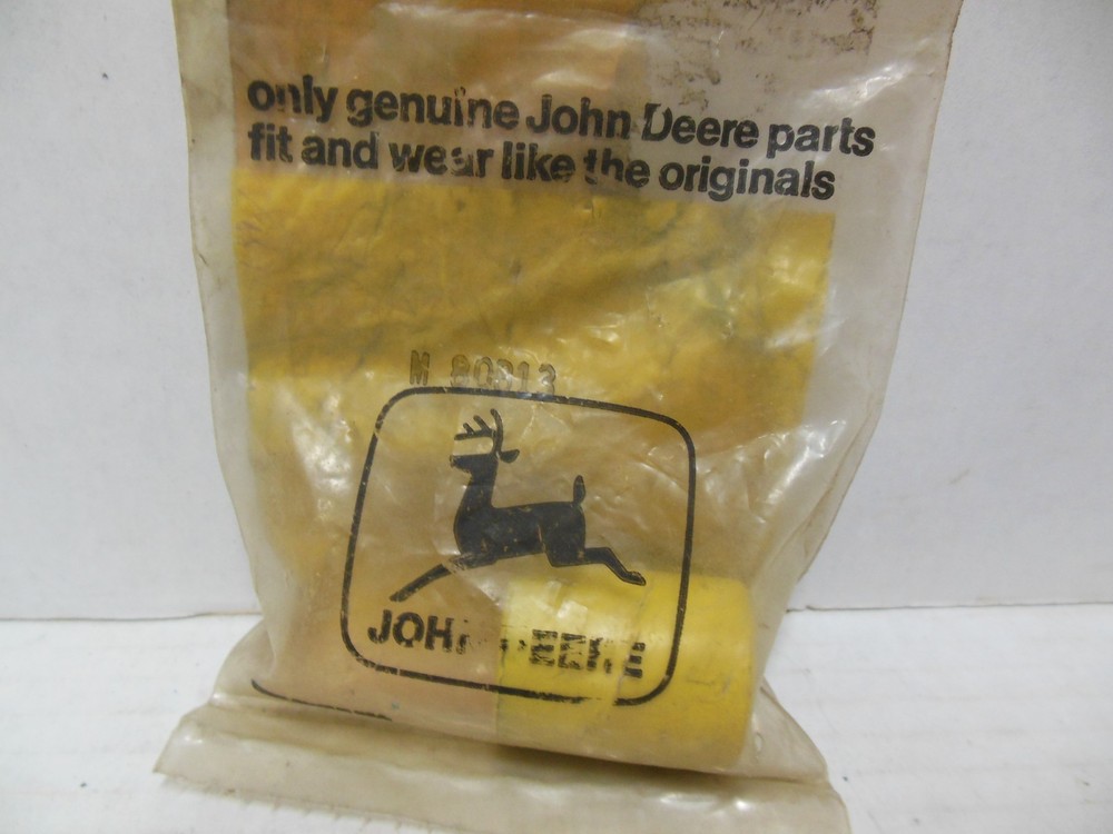 JOHN DEERE BUSHING SPACER M80813