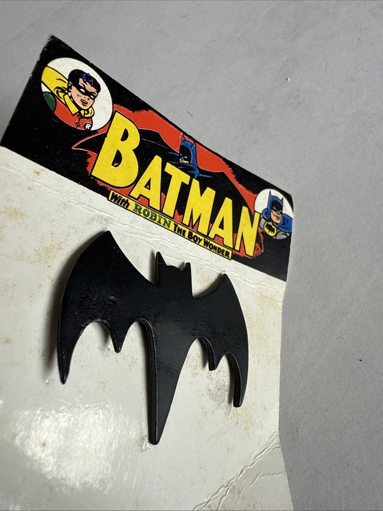 Batman "Bat Emblem" Lapel Pin 1966 On Card