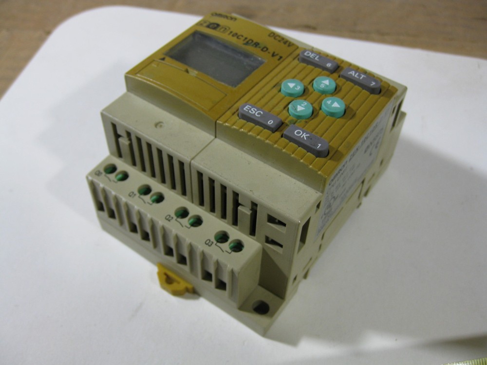 Omron ZEN-10C1DR-D-V1 Programmable Controller CPU