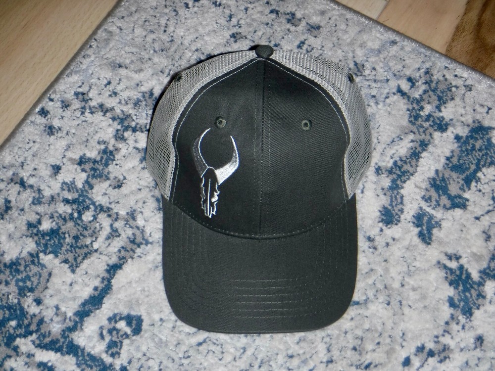 1 New Badlands Hat (((NICE)))